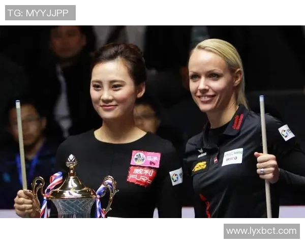 女生对足球明星的了解程度究竟如何是否能与男生相媲美 女生对足球明星的了解程度究竟如何是否能与男生相媲美