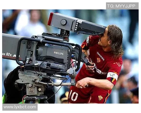 倒挂金钟足球明星的传奇故事与赛场背后的奋斗历程 倒挂金钟足球明星的传奇故事与赛场背后的奋斗历程