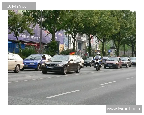 德国足球明星闪耀上海激情之夜球迷狂欢共庆足球盛宴 德国足球明星闪耀上海激情之夜球迷狂欢共庆足球盛宴