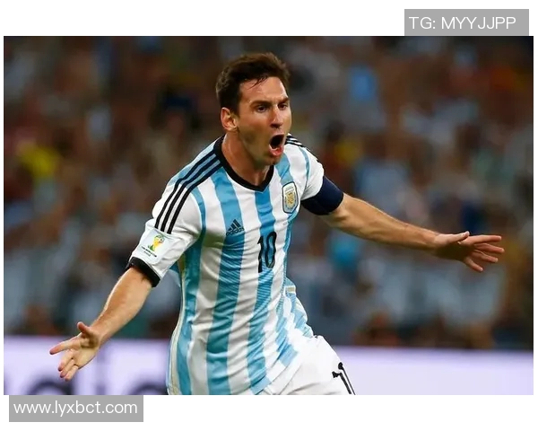 西字闪耀绿茵场足球明星们的名字背后的故事与传奇 西字闪耀绿茵场足球明星们的名字背后的故事与传奇