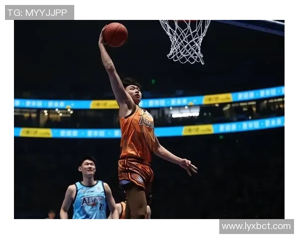 体育明星背后的奋斗与荣耀故事分享汇聚精彩瞬间与人生启示